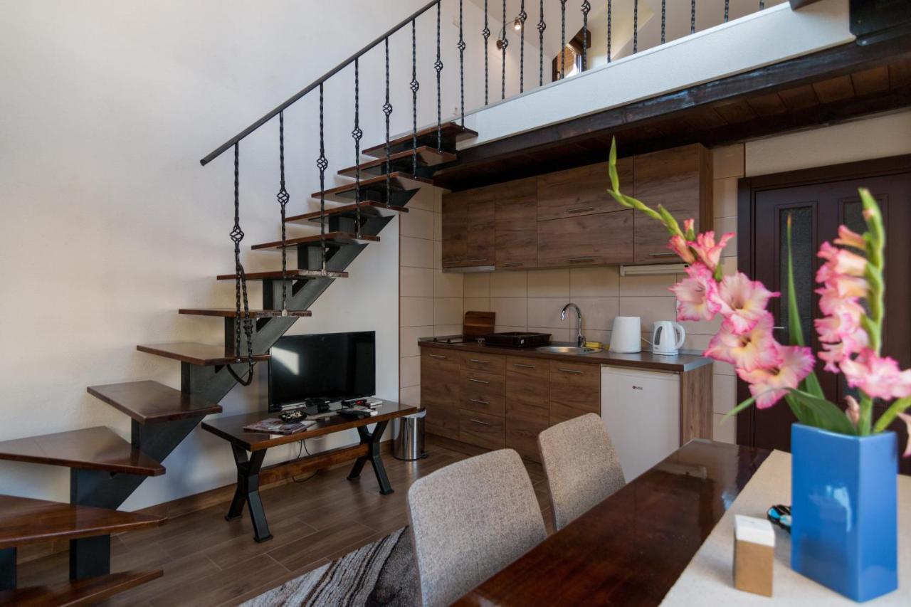 Brick Apartment Баина-Башта Экстерьер фото