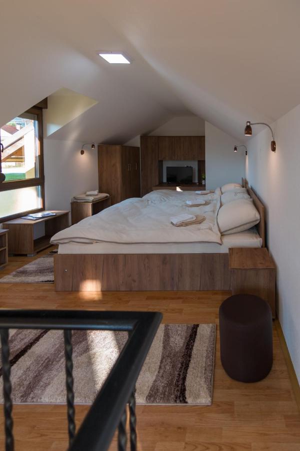Brick Apartment Баина-Башта Экстерьер фото