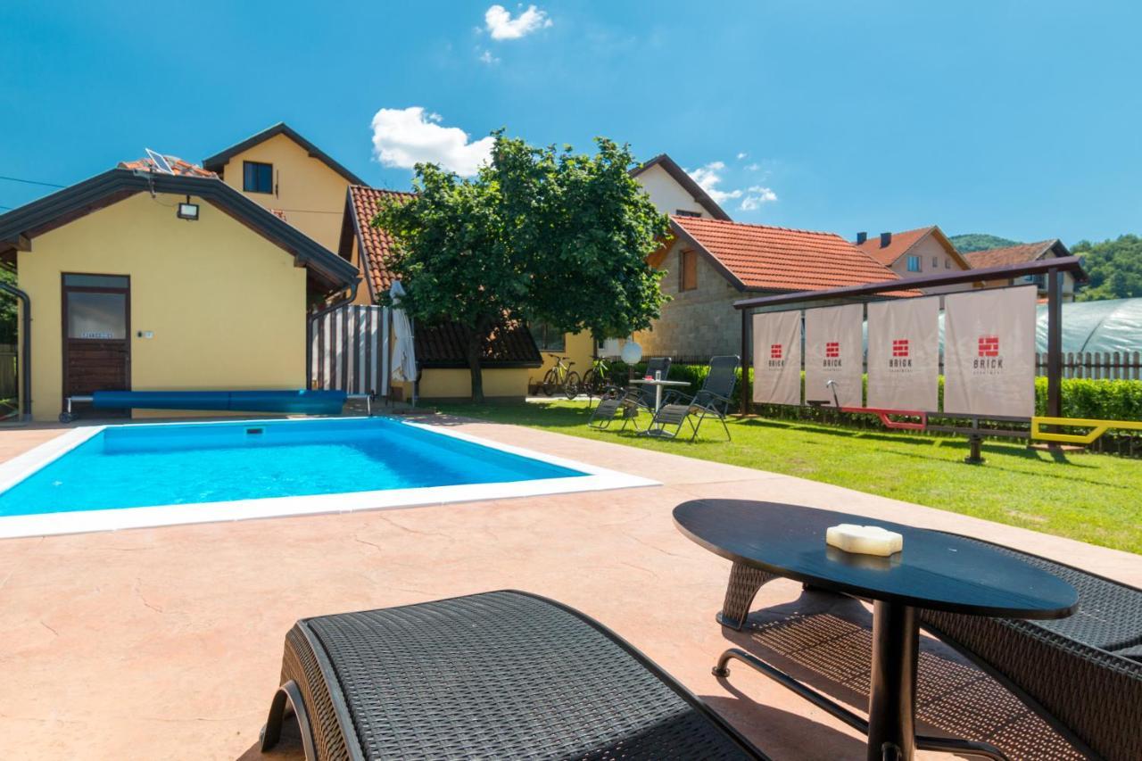 Brick Apartment Баина-Башта Экстерьер фото